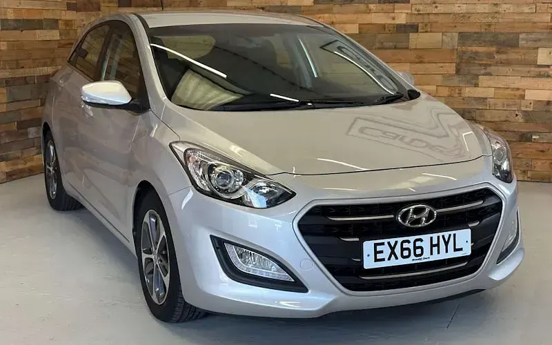 Used Hyundai i30 SE 101 HP (74 kW) 2016 Hatchback