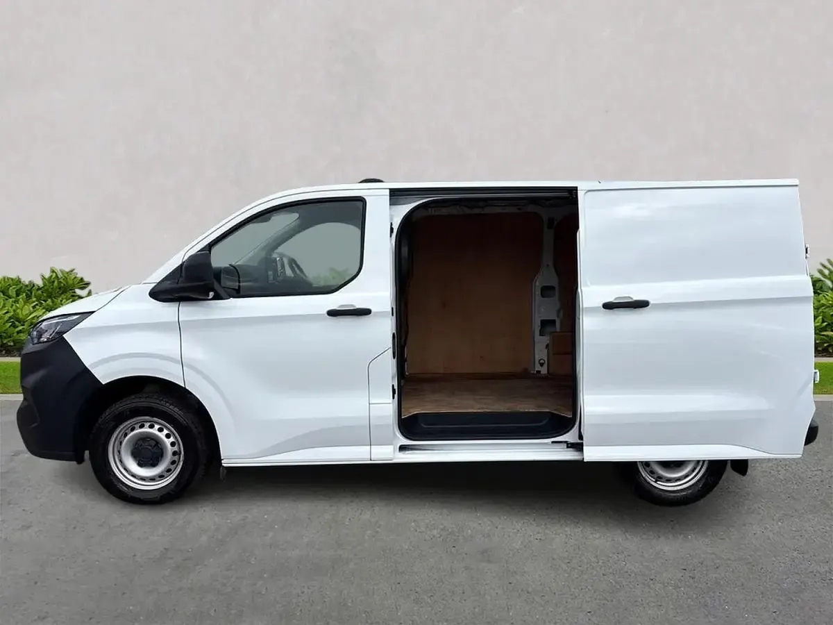 Used Ford Transit Custom S 2024 White Van