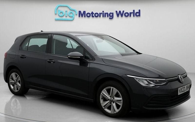 Used 2024 VW Golf VIII Life Hatchback | £15,600 (Good price) - Image 1/4