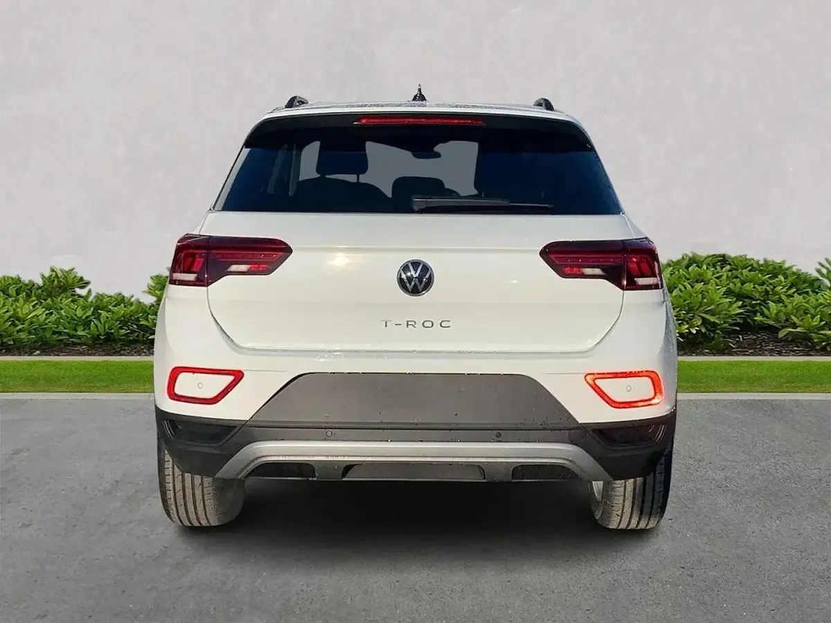 Used VW T-Roc Match 115 HP (84 kW) 2025 White SUV