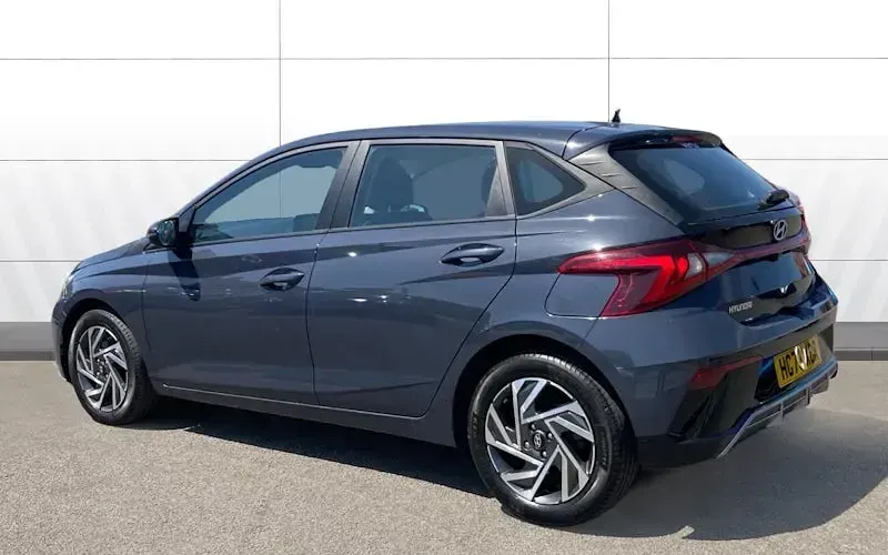 Used Hyundai i20 Advanced 101 HP (74 kW) 2024 Hatchback