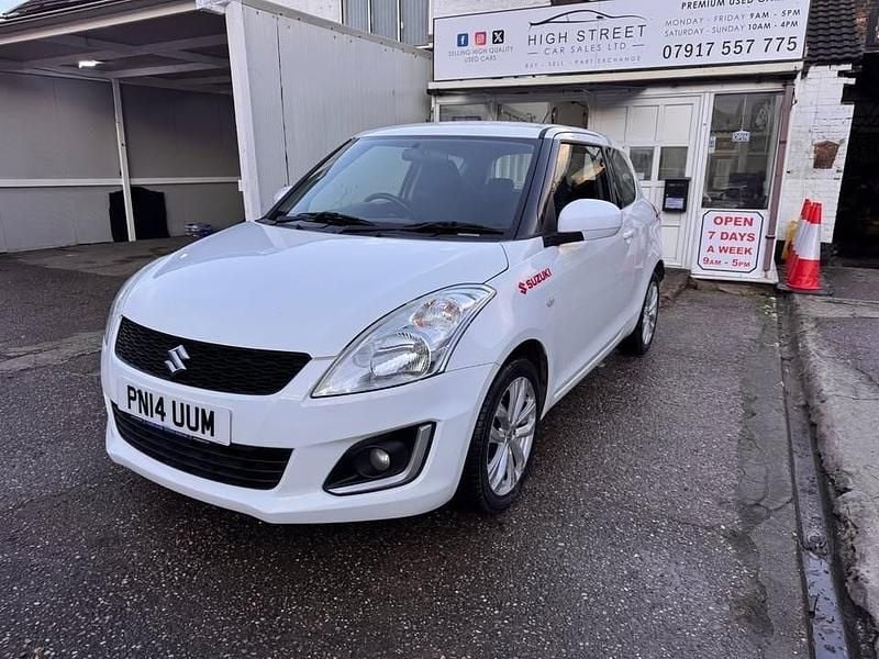 Used Suzuki Swift SZ3 2014 White Hatchback