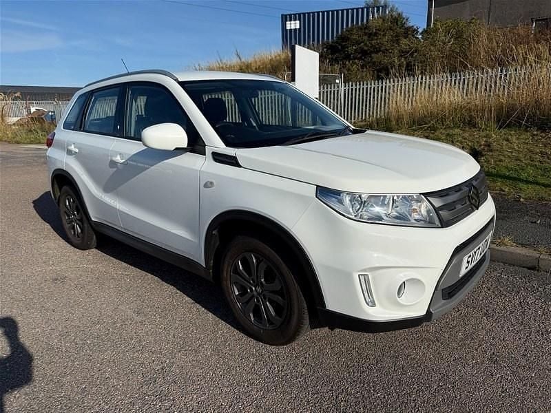 Used Suzuki Vitara SZ4 120 HP (88 kW) 2017 White SUV