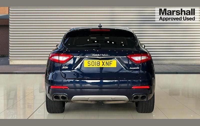 Used Maserati Levante GranLusso 423 HP (311 kW) 2018 Blue SUV