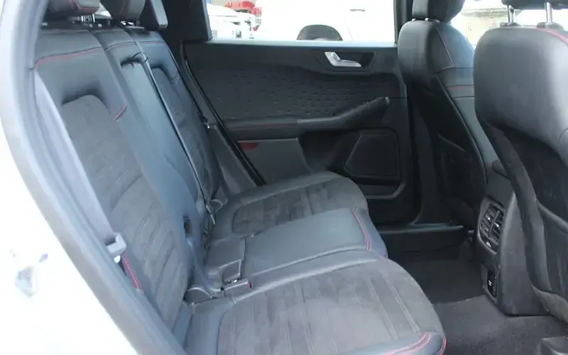 Used Ford Kuga ST-Line 150 HP (110 kW) 2020 Silver SUV