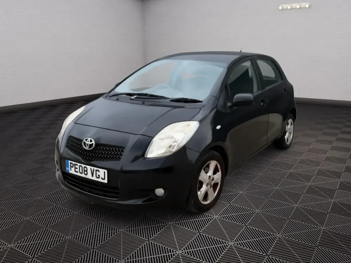 Used Toyota Yaris 87 HP (63 kW) 2008 Black Hatchback