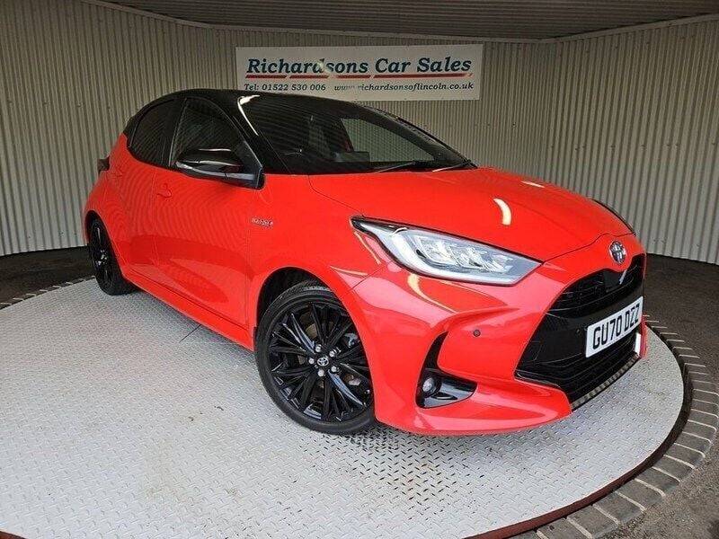 Orange Used 2020 Toyota Yaris Hybrid Edition Hatchback | £15,000 (Fair price) - Image 1/4