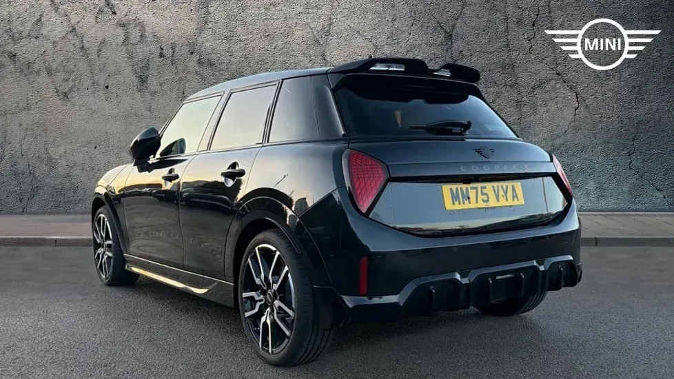 Usado Mini Cooper S Hatch 201 HP (147 kW) 2025 Preto Citadino