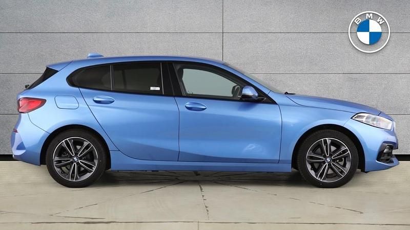 Used BMW 118 Sport Line 148 HP (108 kW) 2020 Blue Hatchback