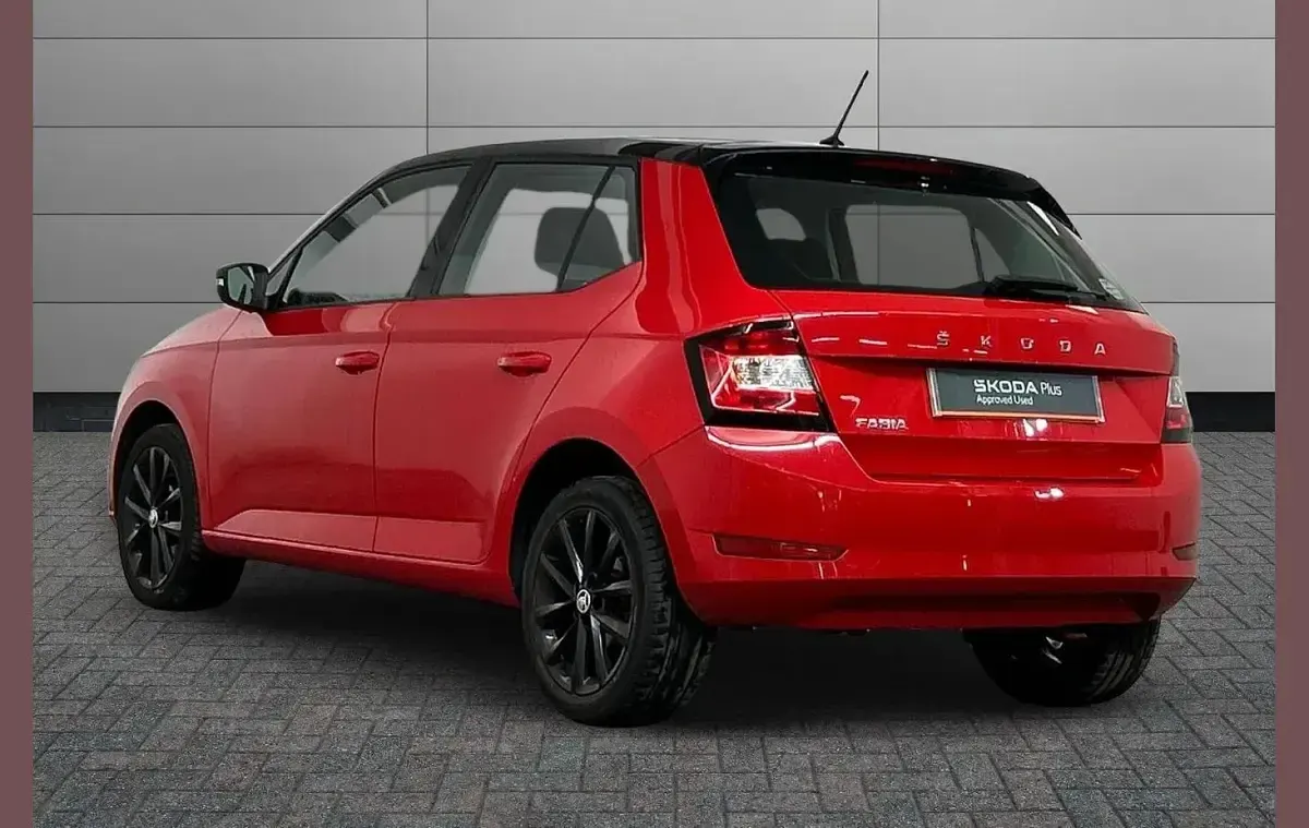 Used Skoda Fabia Colour Edition 94 HP (69 kW) 2021 Corrida red black magic pearl effect Hatchback