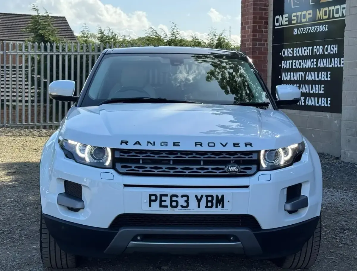 Usado Land Rover Range Rover evoque Pure 190 HP (139 kW) 2013 Branco SUV