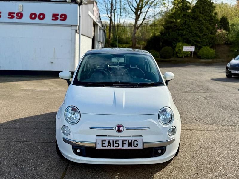 Used Fiat 500 Lounge 69 HP (50 kW) 2015 White Hatchback