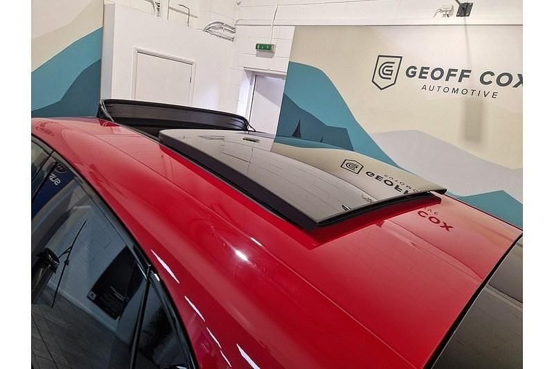 Used Porsche Macan 2017 Red SUV