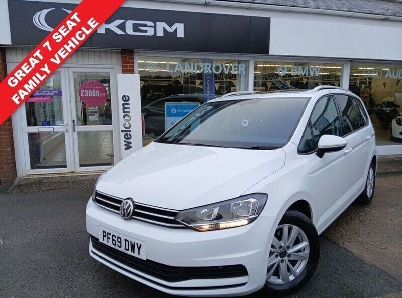 White Used 2019 VW Touran Family MPV | £17,999 (Fair price) - Image 1/4