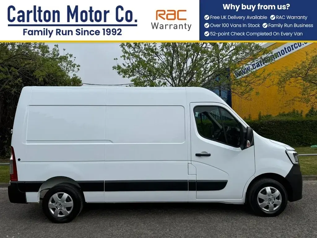 Used Renault Master Business 2022 White MPV