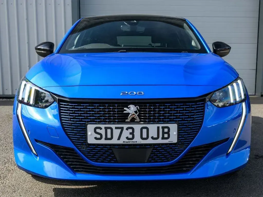 Used Peugeot e-208 GTi 100 kW (136 HP) 2023 Blue Hatchback