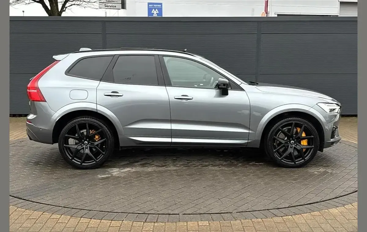 Used Volvo XC60 399 HP (293 kW) 2020 Grey SUV