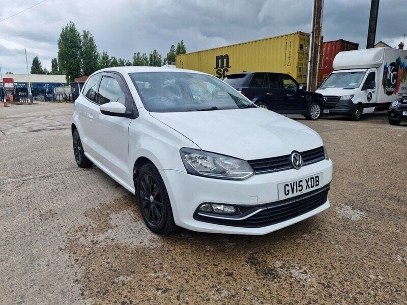White Used 2015 VW Polo SE Hatchback | £2,795 - Image 1/4
