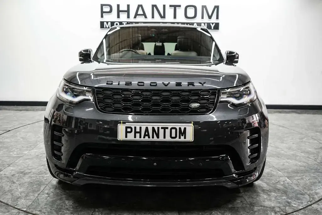 Used Land Rover Discovery HSE Dynamic 300 HP (220 kW) 2023 Grey SUV