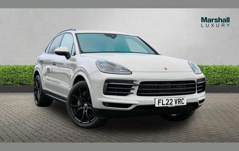Grey Used 2022 Porsche Cayenne S Platinum Edition SUV | £61,995 (Super price) - Image 1/4