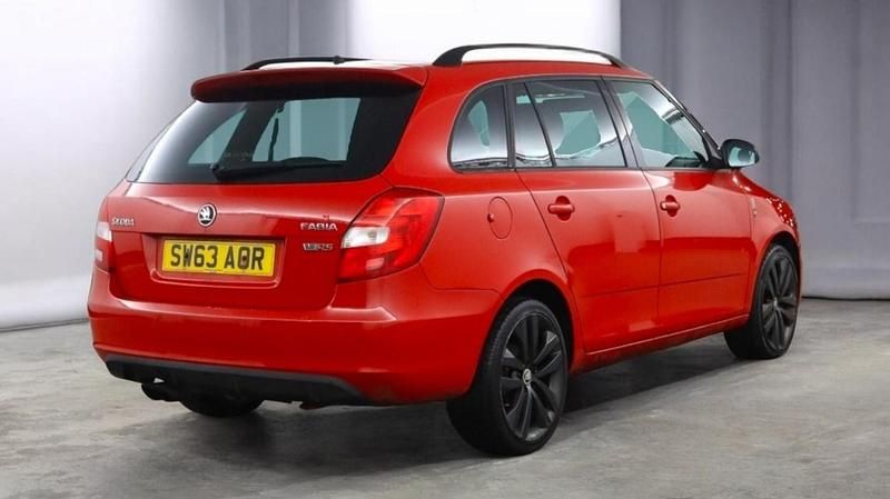 Begagnad Skoda Fabia vRS 180 HK (132 kW) 2013 Röd Kombi
