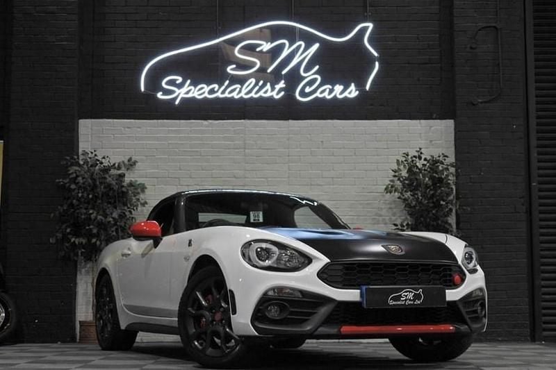 Used Abarth 124 Spider 170 HP (125 kW) 2018 White Cabriolet