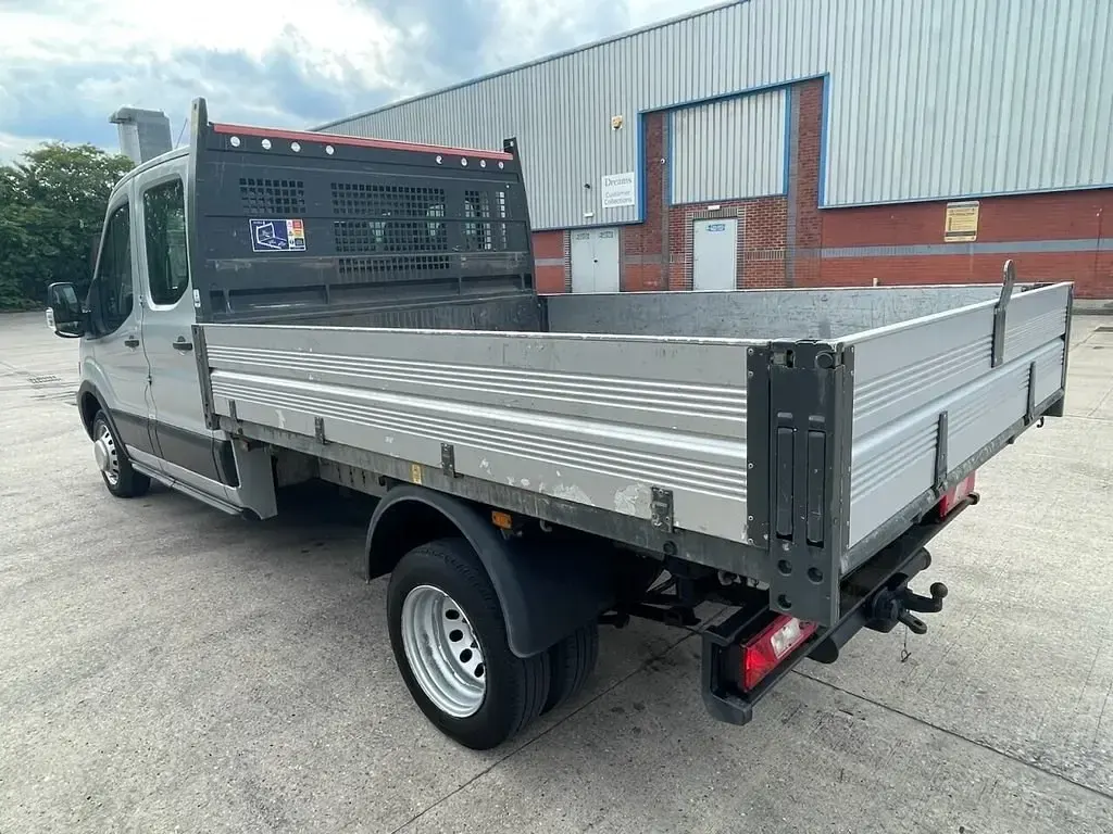 Begagnad Ford Transit S 2022 Silver Sedan