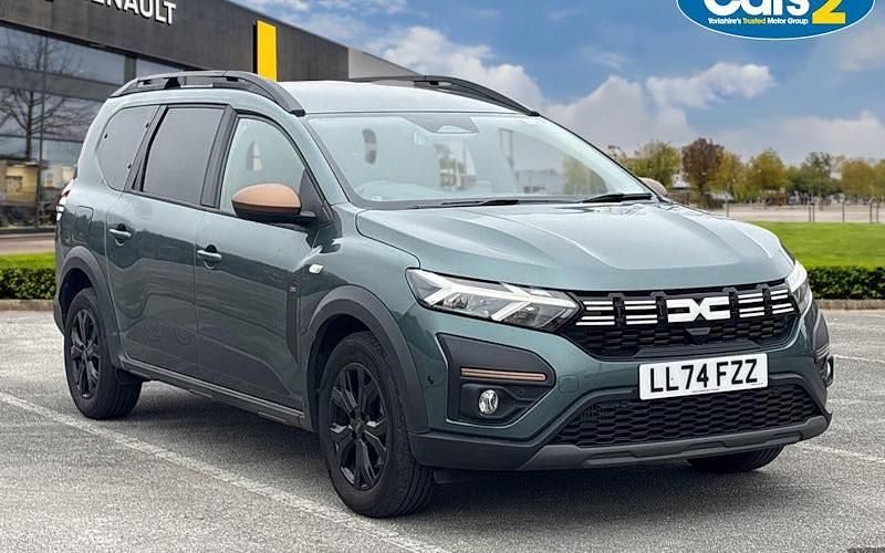 Second-hand Dacia Jogger Extreme 110 CP (80 kW) 2025 Monovolum