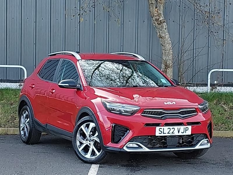Red Used 2022 Kia Stonic 4 SUV | £14,998 (Fair price) - Image 1/4
