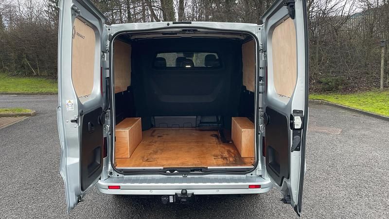 Begagnad Renault Trafic 170 HK (125 kW) 2025 Minibuss