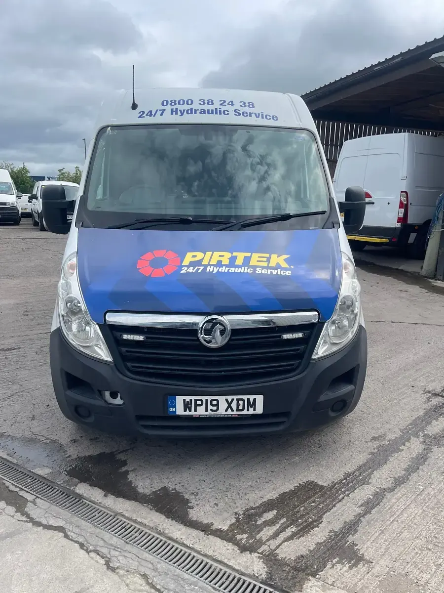 Used Vauxhall Movano 130 HP (95 kW) 2019 White MPV