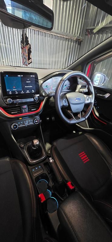 Used Ford Fiesta ST-Line X 140 HP (102 kW) 2018 Red Hatchback