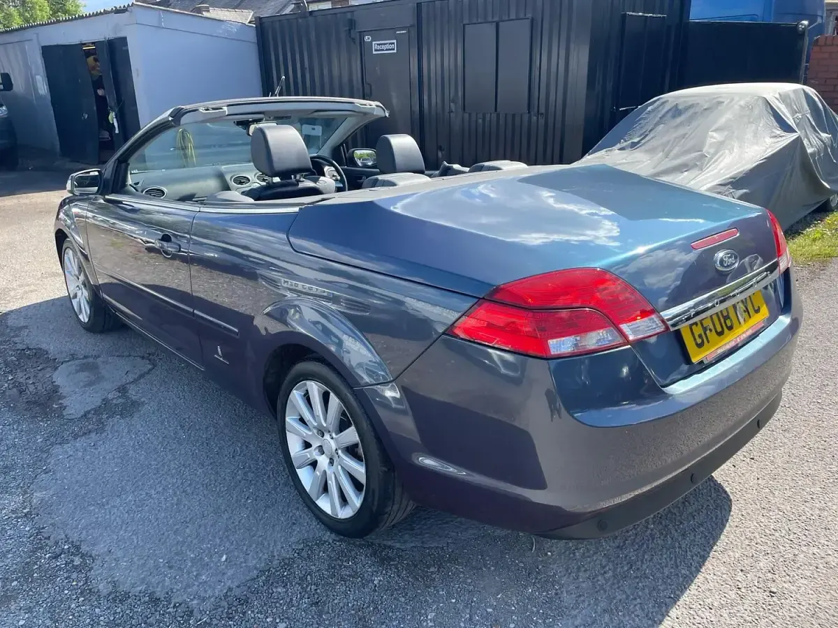 Used Ford Focus Cabriolet Convertible 2008 Mauve/purple Cabriolet