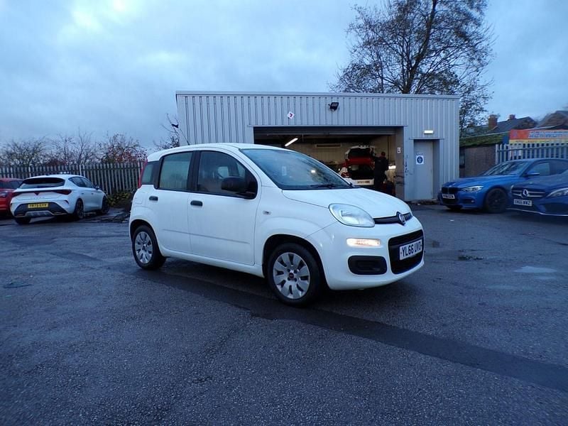 White Used 2017 Fiat Panda Pop Hatchback | £3,999 (Fair price) - Image 1/4