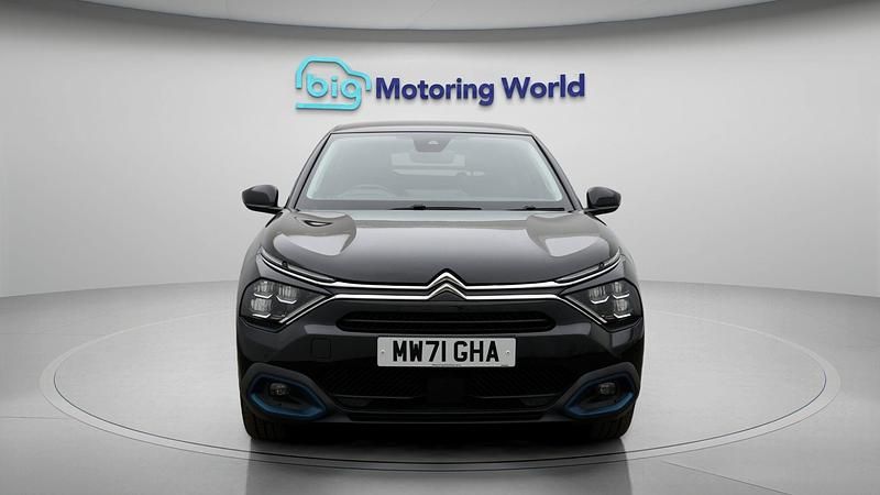 Used Citroën e-C4 Shine 100 kW (136 HP) 2021 Black Hatchback