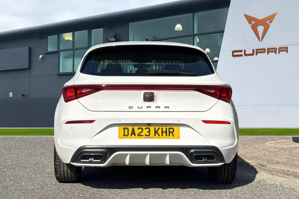Used Cupra Leon 2023 White Hatchback