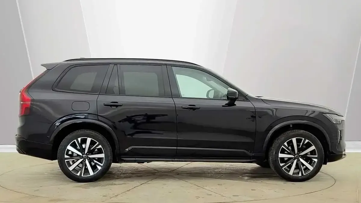 Usado Volvo XC90 Plus 247 CV (181 kW) 2025 Negro SUV