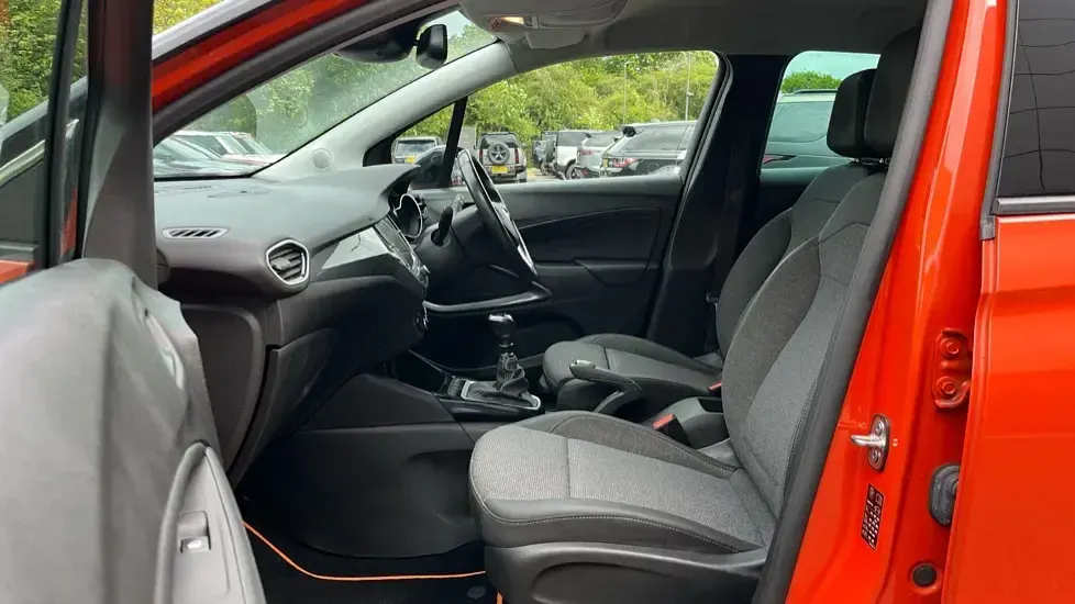 Used Vauxhall Crossland Edition 130 HP (95 kW) 2022 Orange SUV