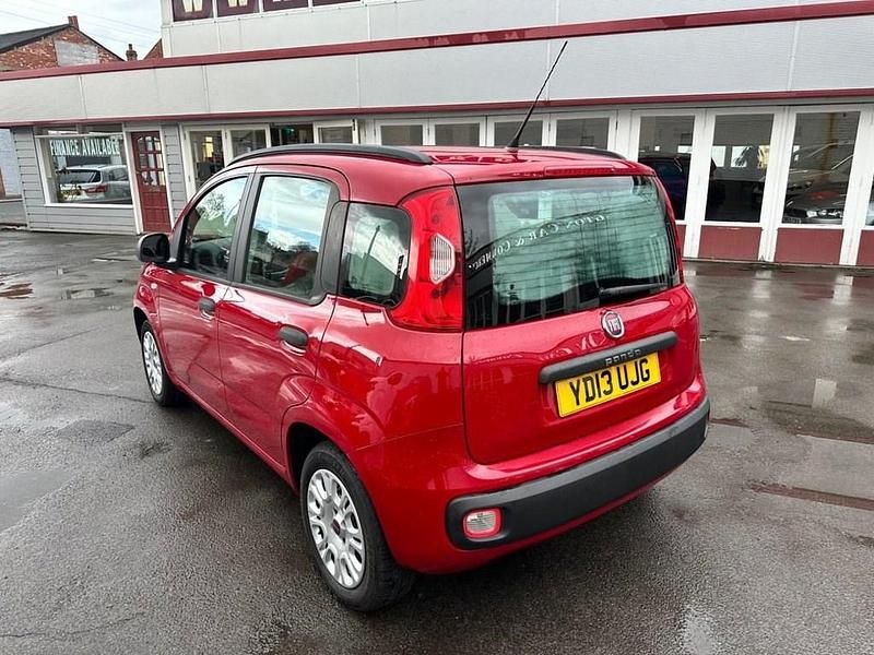 Used Fiat Panda Easy 69 HP (50 kW) 2013 Red Hatchback