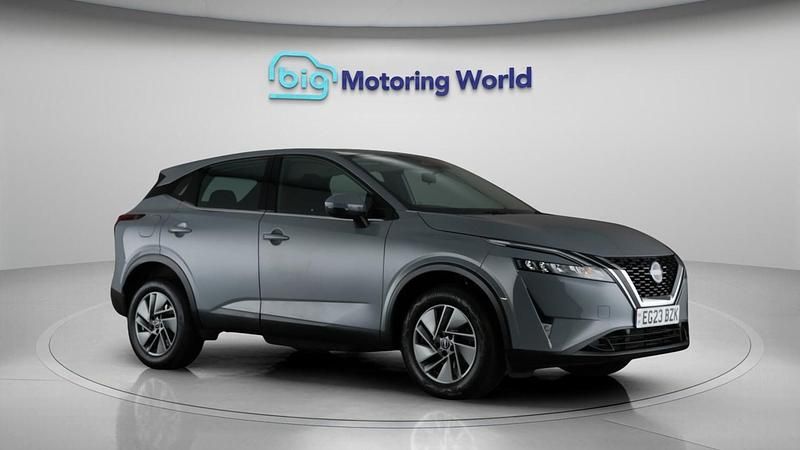 Grey Used 2023 Nissan Qashqai Acenta Premium SUV | £16,314 (Super price) - Image 1/4