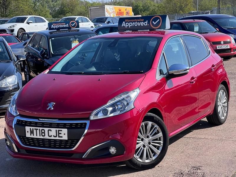 Used Peugeot 208 Allure 2018 Red Hatchback