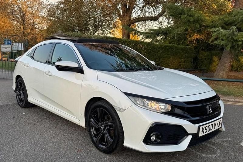 White Used 2017 Honda Civic EX Hatchback | £9,999 (Fair price) - Image 1/1