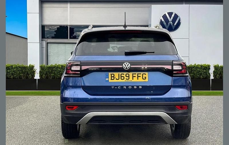 Used VW T-Cross SEL 115 HP (84 kW) 2019 Blue SUV