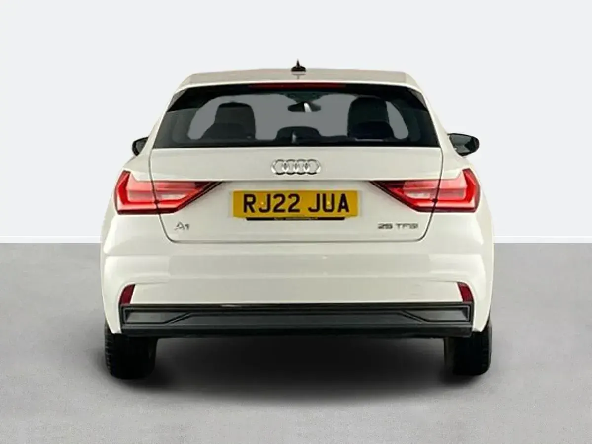 Used Audi A1 Advanced 2022 White SUV