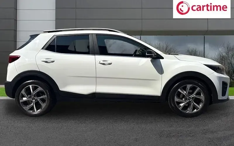 Used Kia Stonic GT-Line 120 HP (88 kW) 2023 SUV