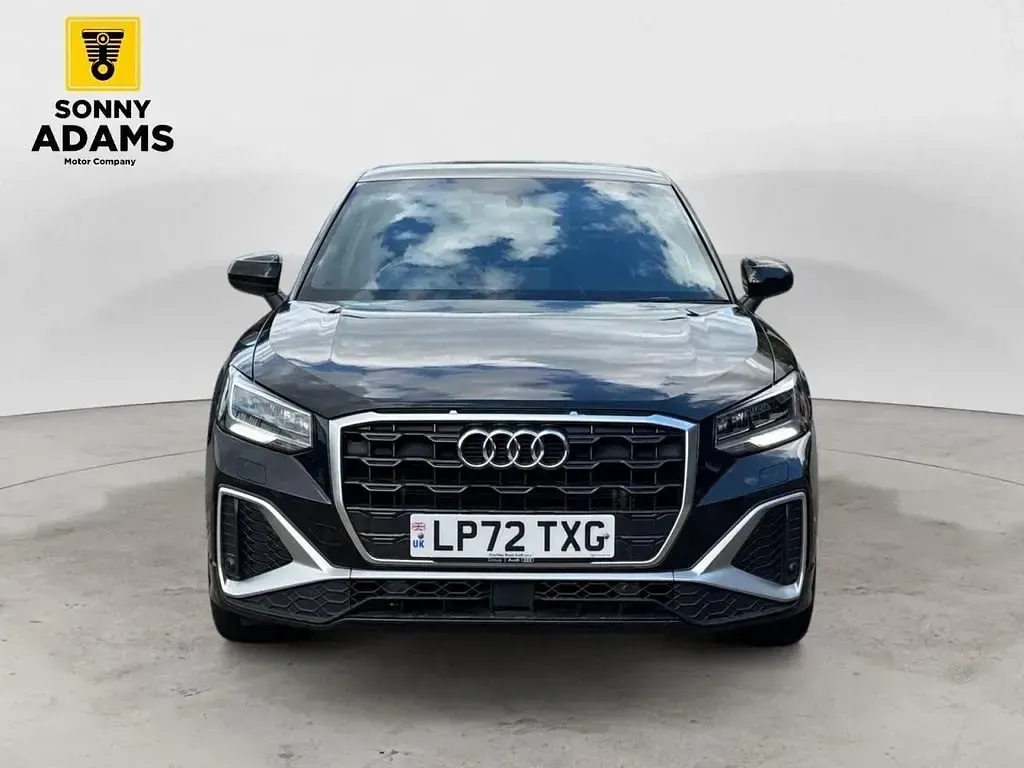 Usado Audi Q2 S-Line 150 CV (110 kW) 2023 Negro SUV