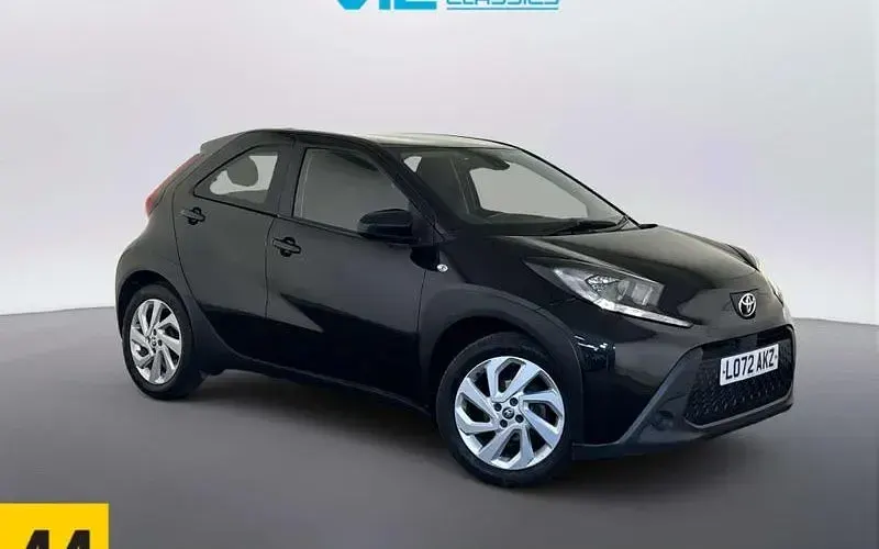Begagnad Toyota Aygo X PURE 72 HK (52 kW) 2025 SUV