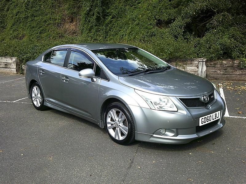 Grey Used 2010 Toyota Avensis T4 Sedan | £4,495 (Fair price) - Image 1/4