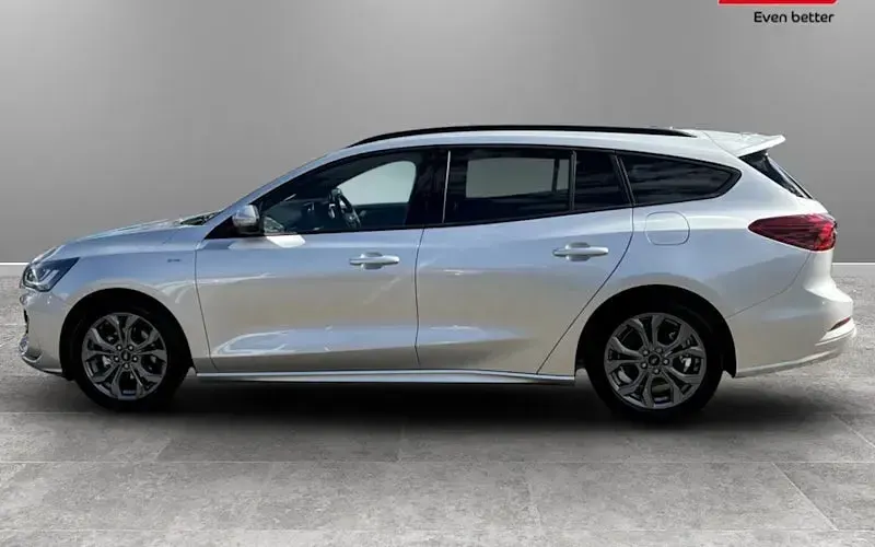New Ford Focus ST-Line 125 HP (91 kW) 2025 Estate