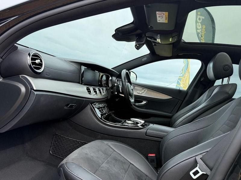 Begagnad Mercedes E220 AMG line 2016 Svart Kombi